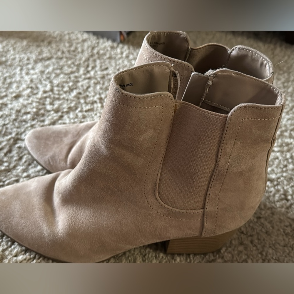 Tan heeled booties